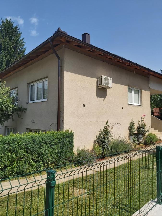 Sadrvan Una Apartment Bihać Buitenkant foto